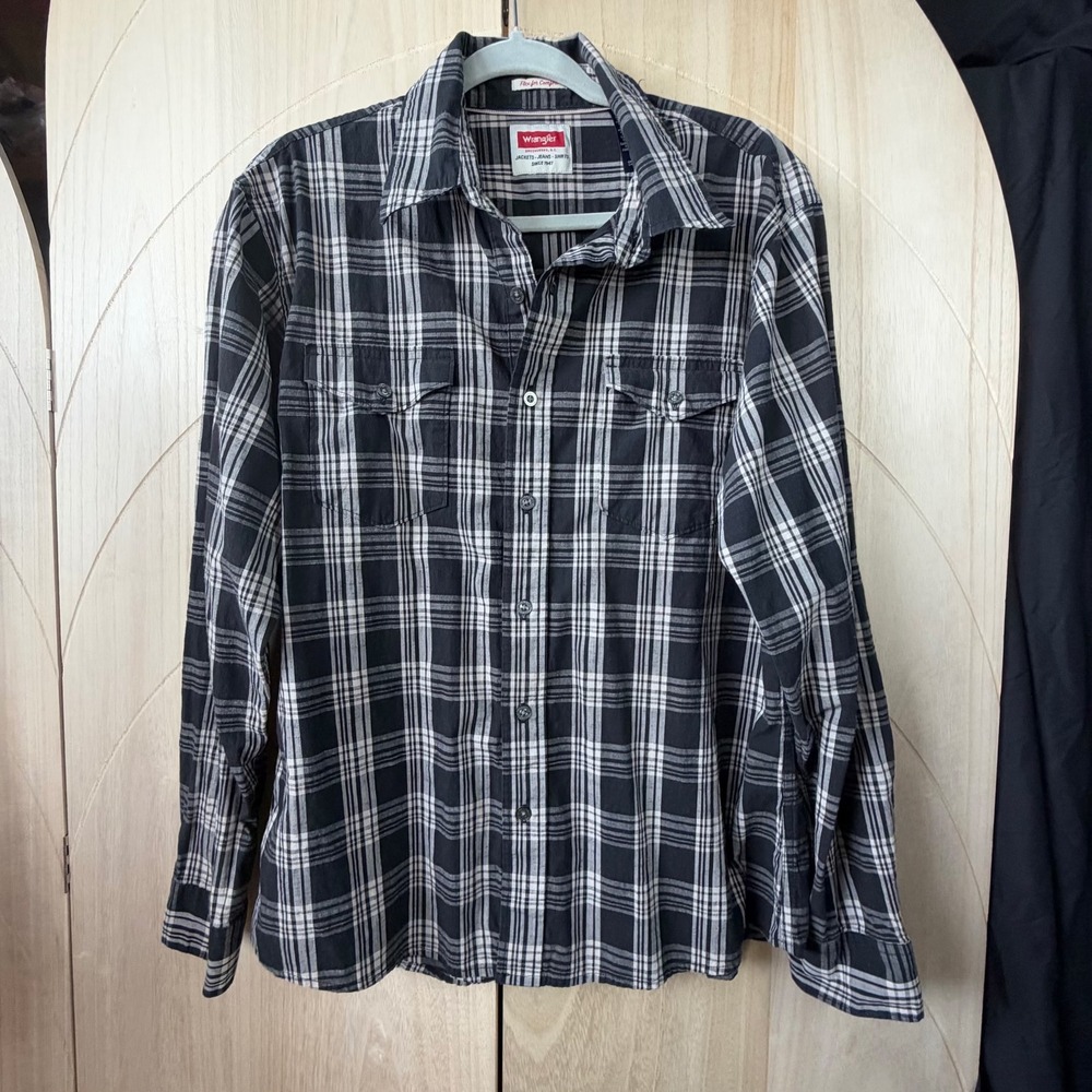 Wrangler Plaid Button Down Shirt Mens Large Black White Flex Comfort JLP3UWA